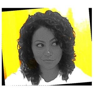 Meet your Posher, Claudia